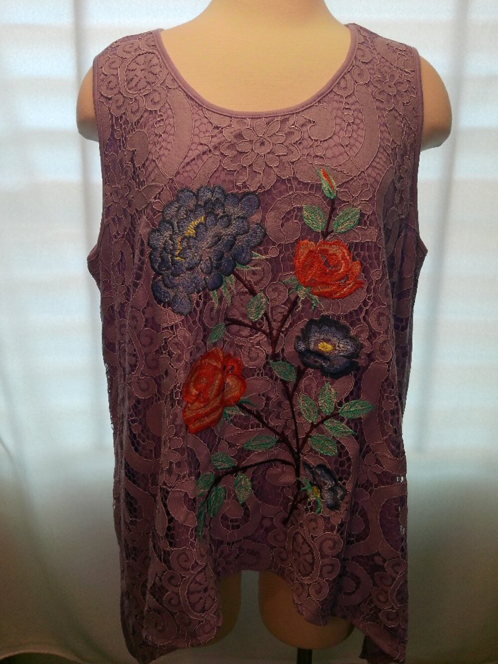 Blouse Diane Gilman Woman Lavender Lace Embroidered Sleeveless Size 1X